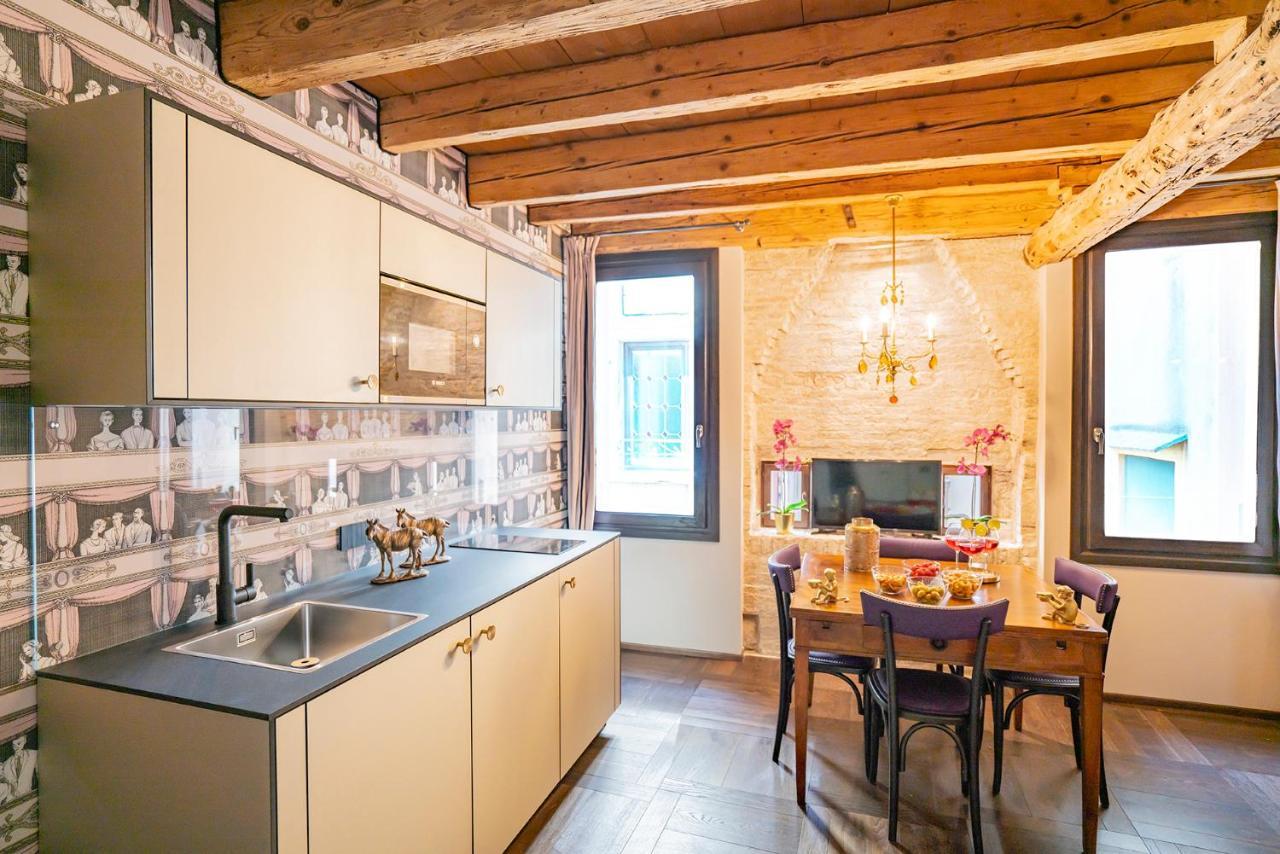 Apartament Corte Rubbi 8 Luxury Two-bedroom -dimora Italia - Wenecja